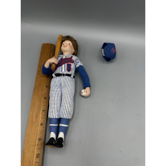 Vintage Baseball Player Doll Grand Slammers #5 Porcelain Figure w Bat Ball Hat - Picture 4 of 5